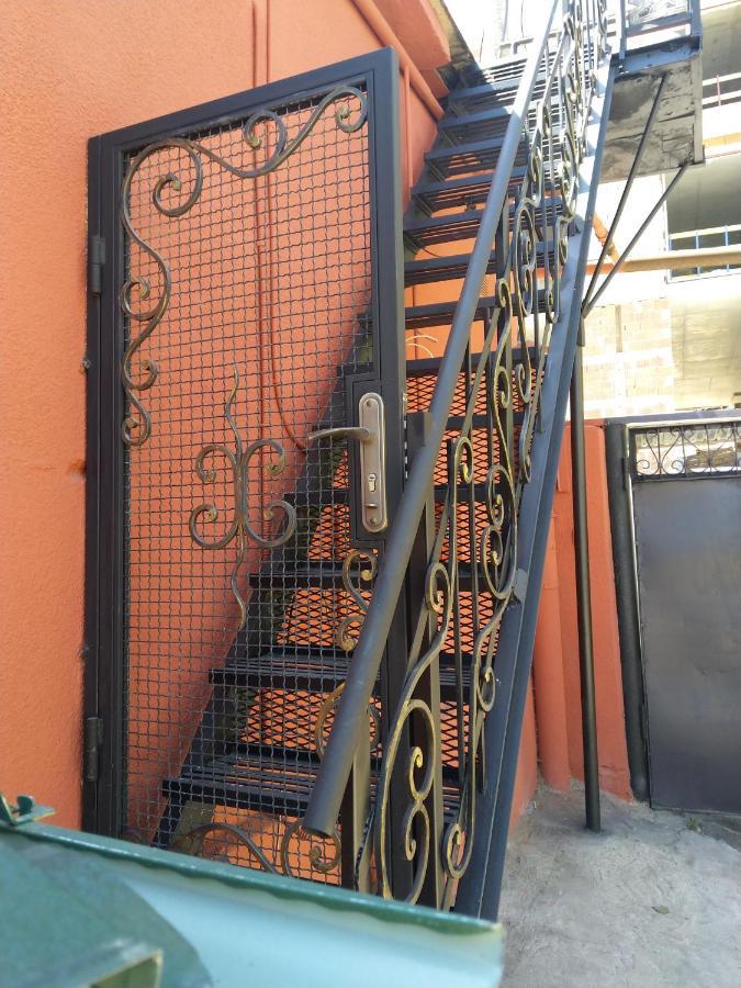 Old Tbilisi Tsiskari Apt ภายนอก รูปภาพ